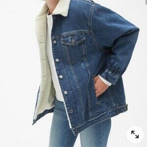 GAP Dark Blue Denim Trucker Jean Jacket Sherpa Lining Oversized